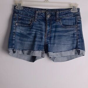 American Eagle Jean Shorts Low-Rise 4 Denim Stretch Zip Frayed Roll Cuff Summer